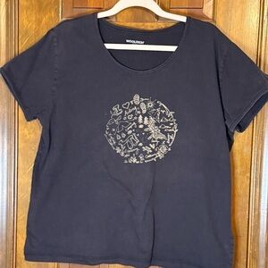 Woolrich navy graphic tshirt GUC Large